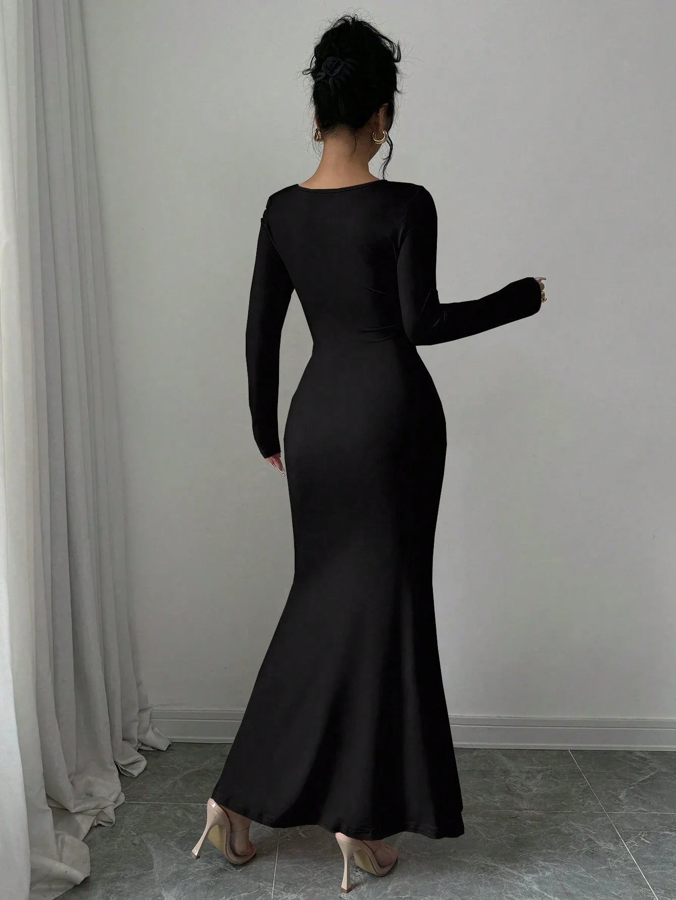Women’s Square Neck Maxi Dress | Long Sleeve Ruched Bodycon Mermaid Dress for Weddings, Date Nights & Elegant Evening Wear