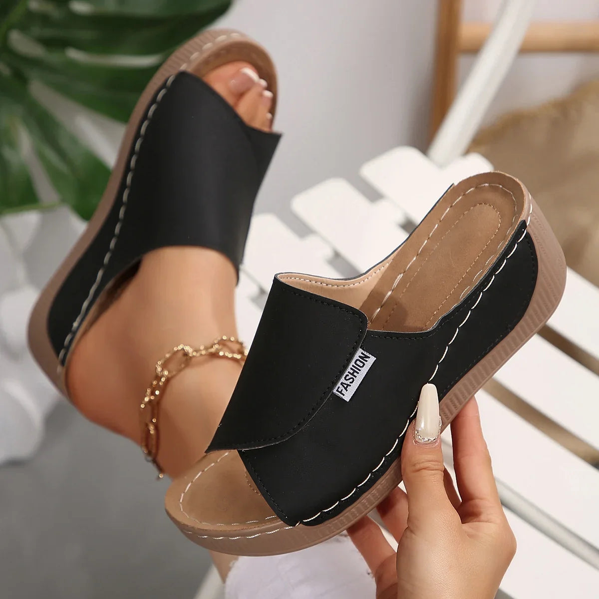 Women’s Casual Comfort Slide Sandals – Soft Slip-On Flat Slippers for Everyday & Summer Wear