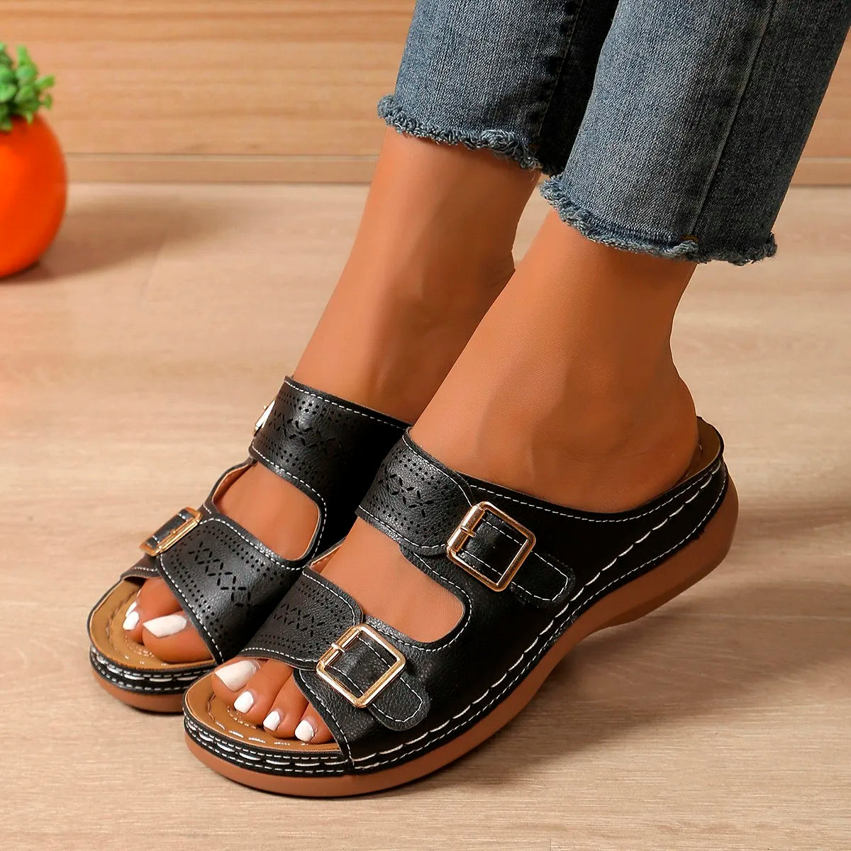 Women’s orthopaedic Comfort Buckle Slide Sandals – Adjustable Open Toe Casual Slippers for Everyday & Summer Wear