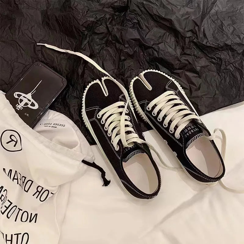 Women’s Split Toe Canvas Sneakers – Casual Lace-Up Flat Shoes for Everyday, Walking & Streetwear