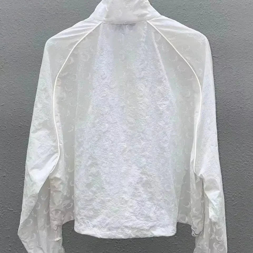 Women’s Reflective Print Cropped Windbreaker Jacket | Lightweight Zip-Up UV Protection Jacket for Running, Cycling, Travel & Streetwear