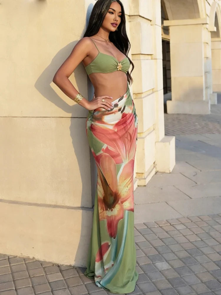 Women’s Green Floral Two Piece Maxi Skirt Set | Strapless Crop Top & Tropical Print High Waist Resort Outfit for Vacation & Beachwear