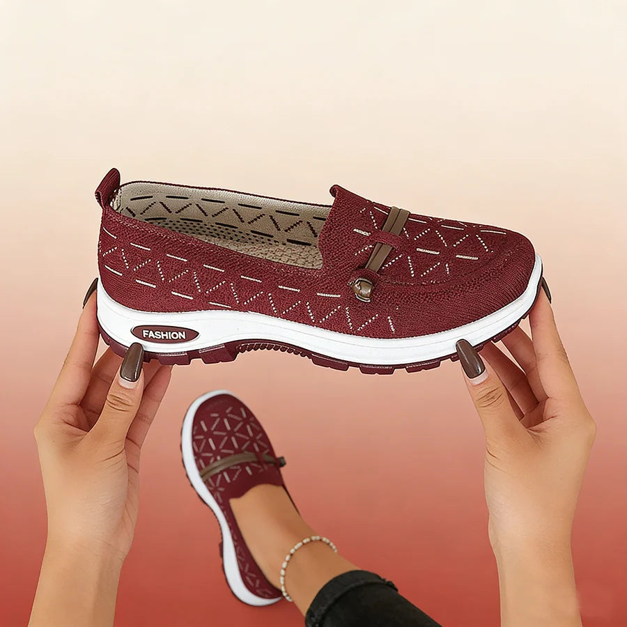 Women’s Breathable orthopaedic Knit Loafers – Lightweight Slip-On Walking Shoes for Casual, Travel & Everyday Wear