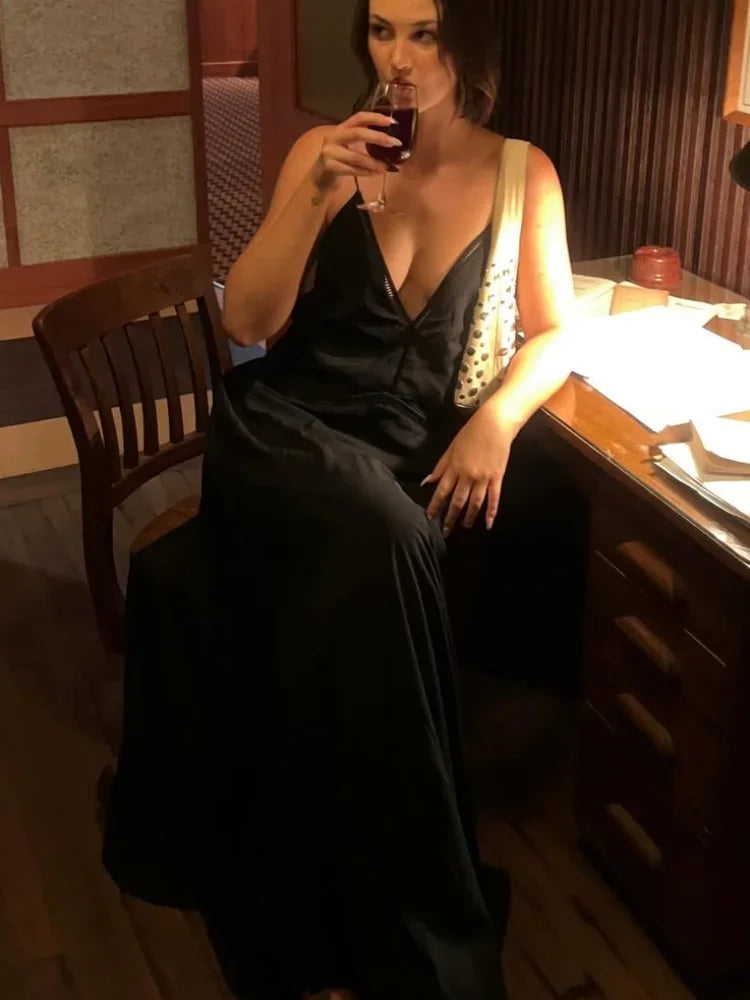 Women’s Black Backless Maxi Dress | Elegant Deep V-Neck Strappy Evening Gown for Vacations & Special Occasions