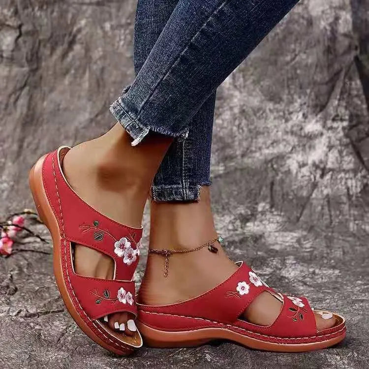 Women’s orthopaedic Floral Comfort Slide Sandals – Casual Embroidered Flat Slippers for Everyday & Summer Wear