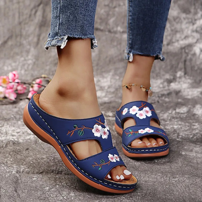 Women’s orthopaedic Floral Comfort Slide Sandals – Casual Embroidered Flat Slippers for Everyday & Summer Wear
