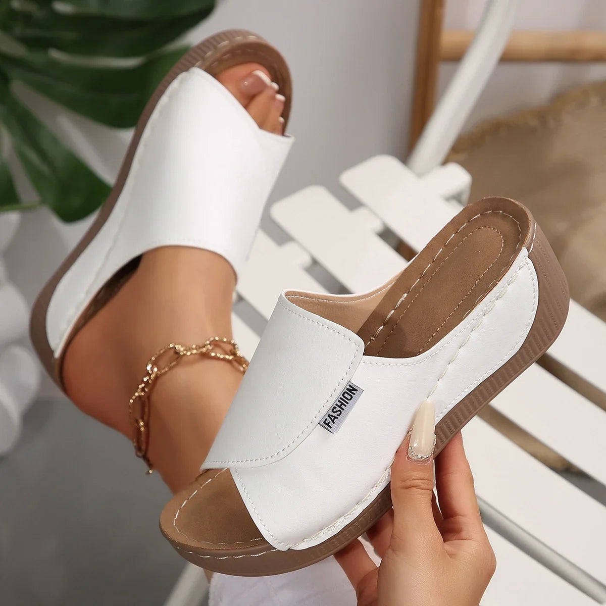 Women’s Casual Comfort Slide Sandals – Soft Slip-On Flat Slippers for Everyday & Summer Wear