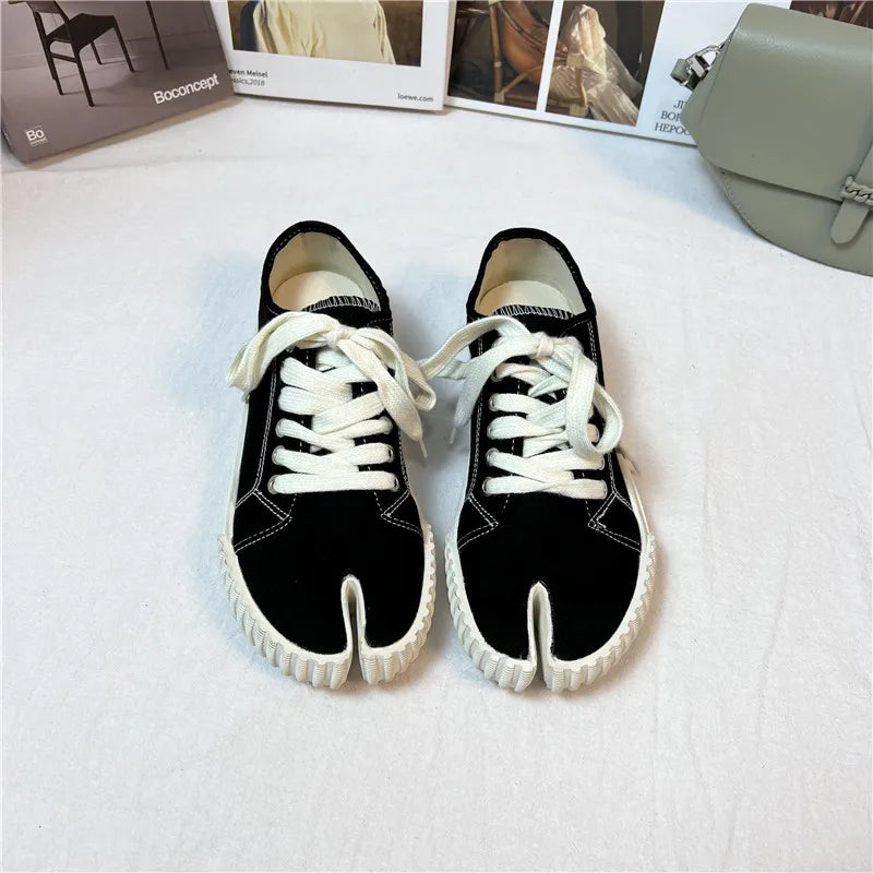 Women’s Split Toe Canvas Sneakers – Casual Lace-Up Flat Shoes for Everyday, Walking & Streetwear