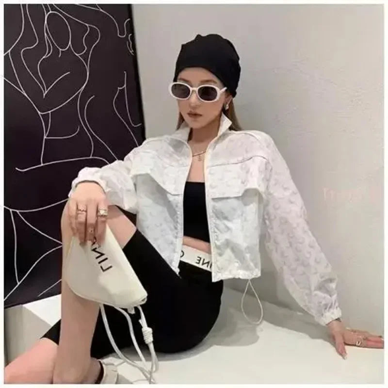 Women’s Reflective Print Cropped Windbreaker Jacket | Lightweight Zip-Up UV Protection Jacket for Running, Cycling, Travel & Streetwear