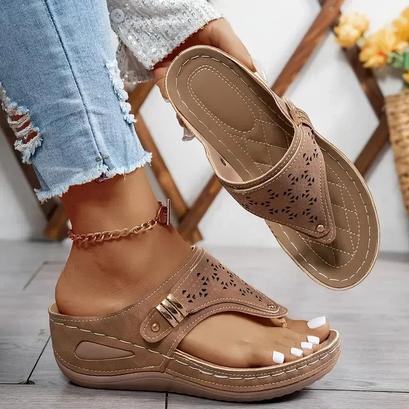 Women’s orthopaedic Comfort Wedge Sandals – Casual Toe Ring Slip-On Slippers for Everyday & Summer Wear