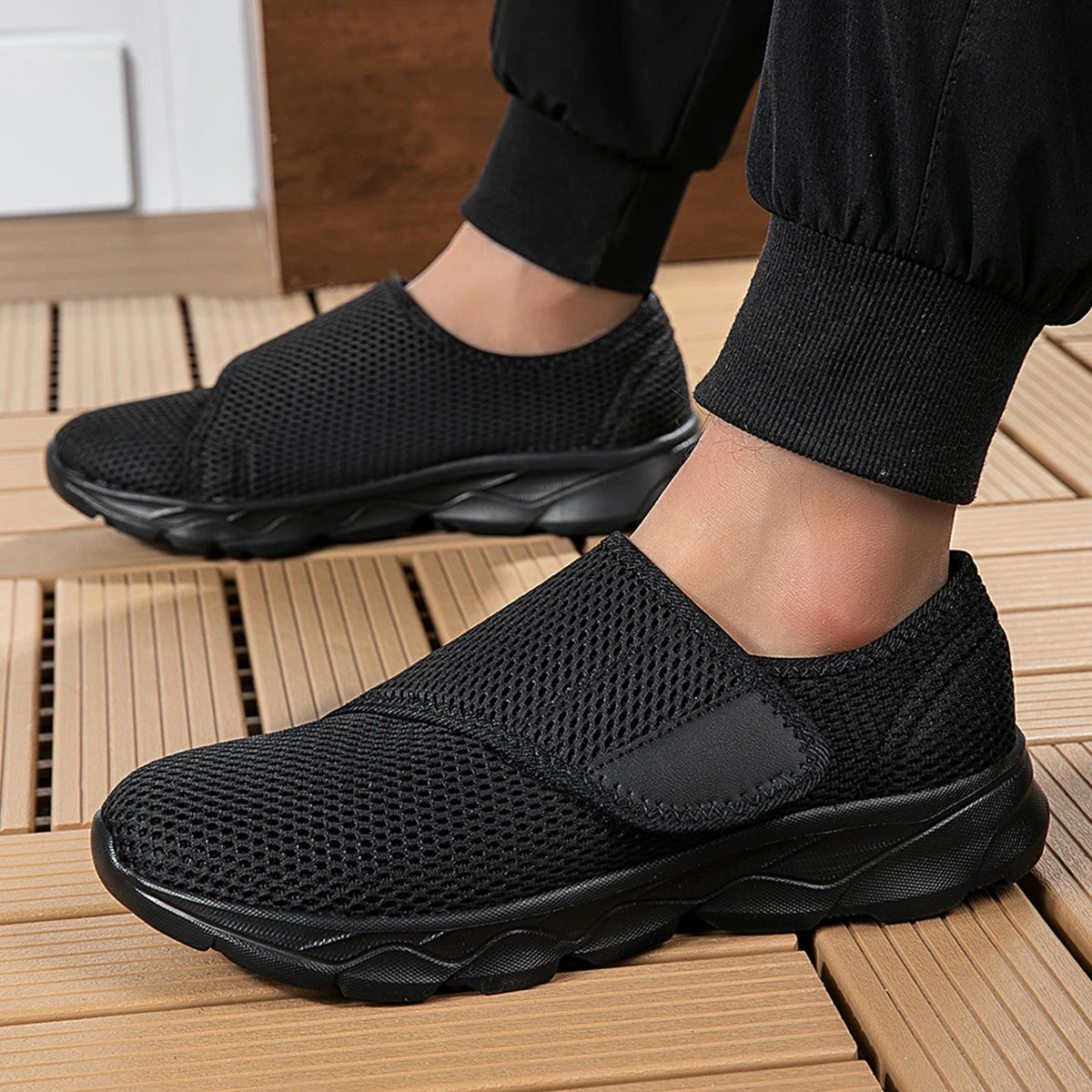 Women’s Breathable Mesh Slip-On Sneakers – Lightweight Walking Shoes for Casual, Travel & Everyday Wear
