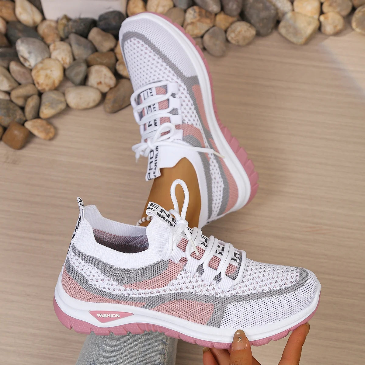 Women’s Breathable Knit Sneakers – Lightweight Lace-Up Walking Shoes for Running, Travel & Everyday Wear