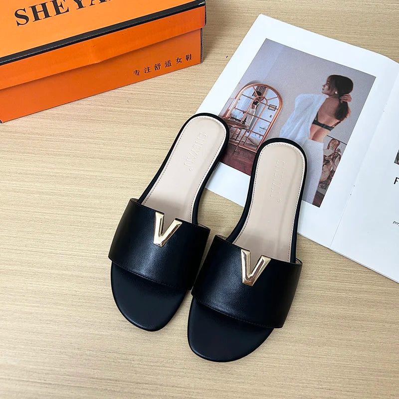 Women’s Minimalist V Metal Slide Sandals – Elegant Flat Slip-On Summer Slides for Casual, Vacation & Everyday Wear