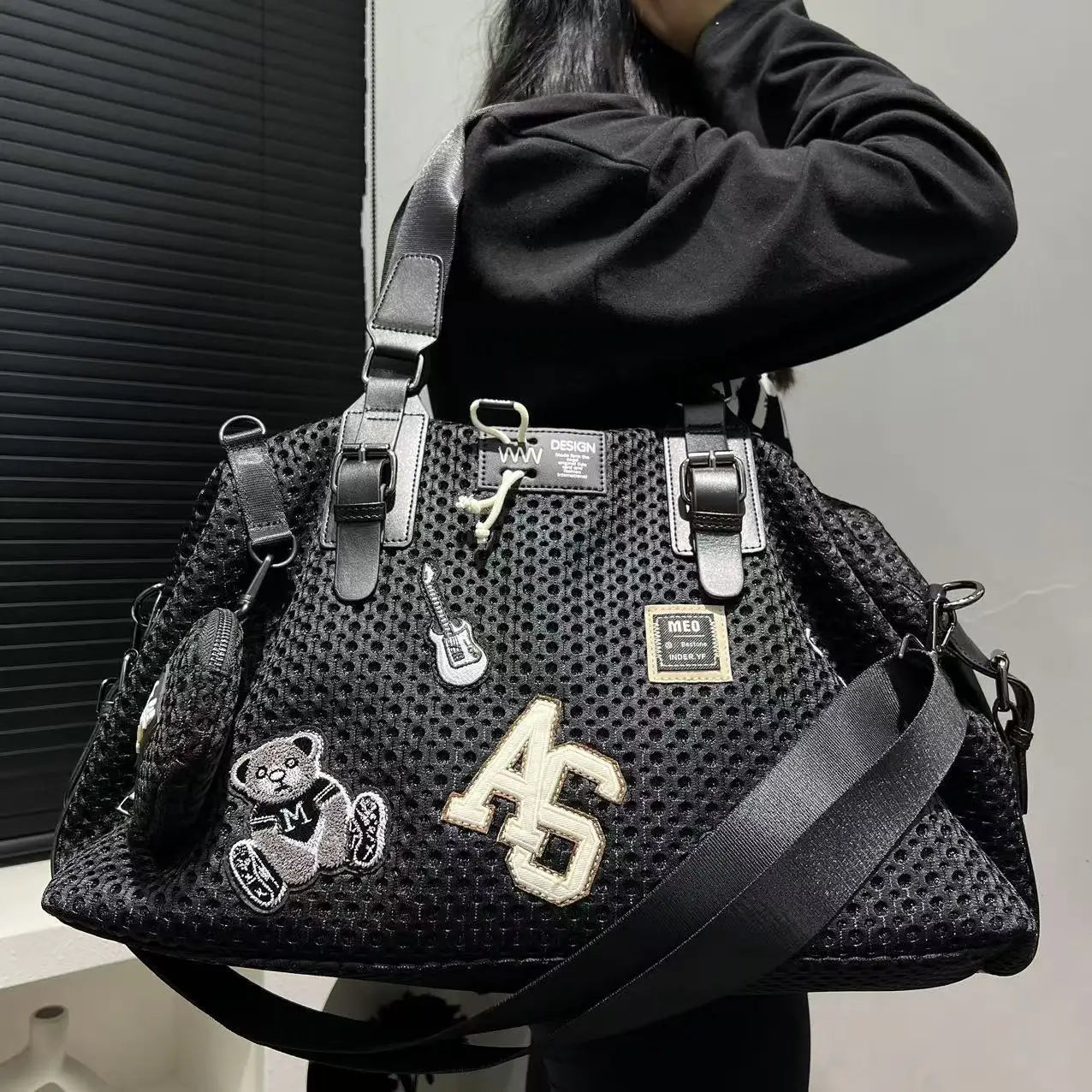 Street Style Shoulder Tote Bag for Women | Large Capacity Crossbody Handbag | Casual Travel Utility Purse | Trendy Everyday Tote
