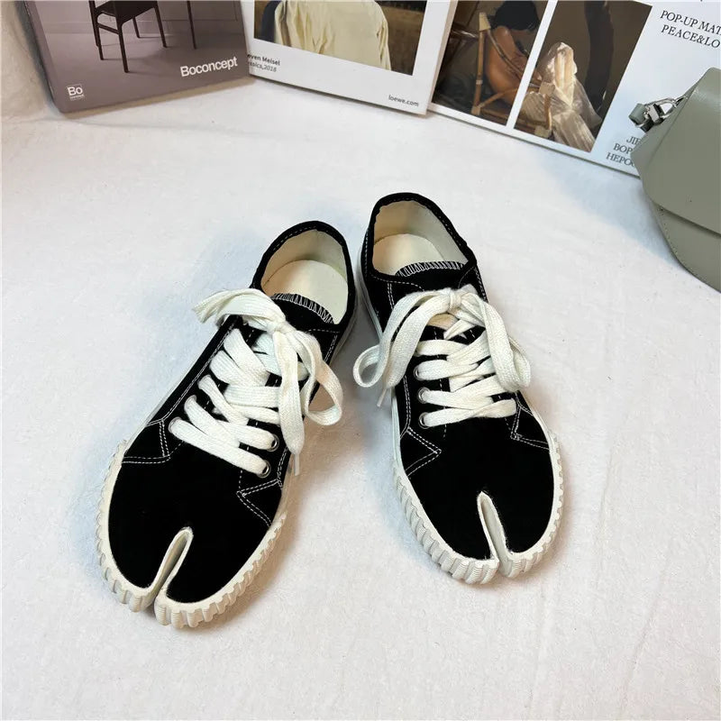 Women’s Split Toe Canvas Sneakers – Casual Lace-Up Flat Shoes for Everyday, Walking & Streetwear