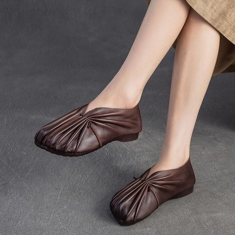Women’s Pleated Ballet Flats – Soft Round Toe Slip-On Shoes for Casual, Office & Everyday Wear