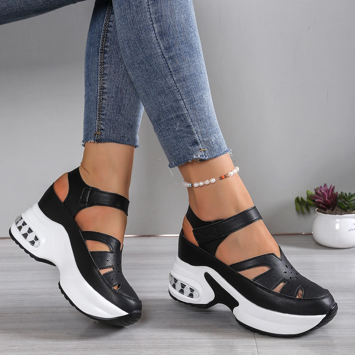 Women’s Orthopedic Platform Sandals – Breathable Closed Toe Walking Shoes for Casual, Travel & Everyday Wear