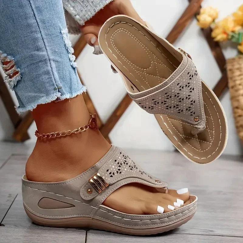 Women’s orthopaedic Comfort Wedge Sandals – Casual Toe Ring Slip-On Slippers for Everyday & Summer Wear